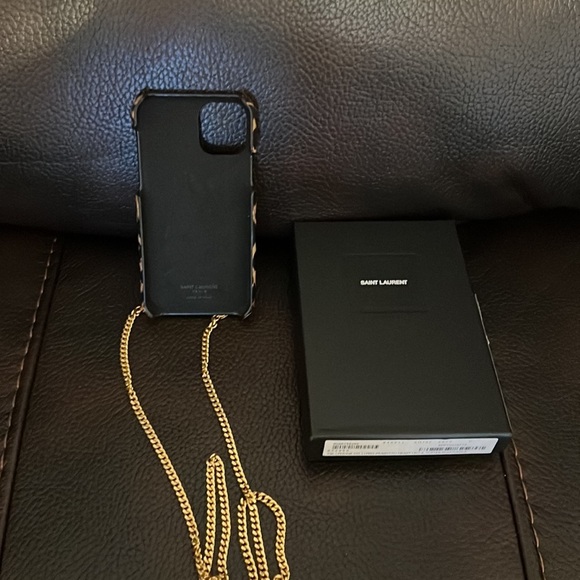 Saint Laurent Leopard-print leather iPhone 11 Pro chained crossbody case NWB - Picture 8 of 8